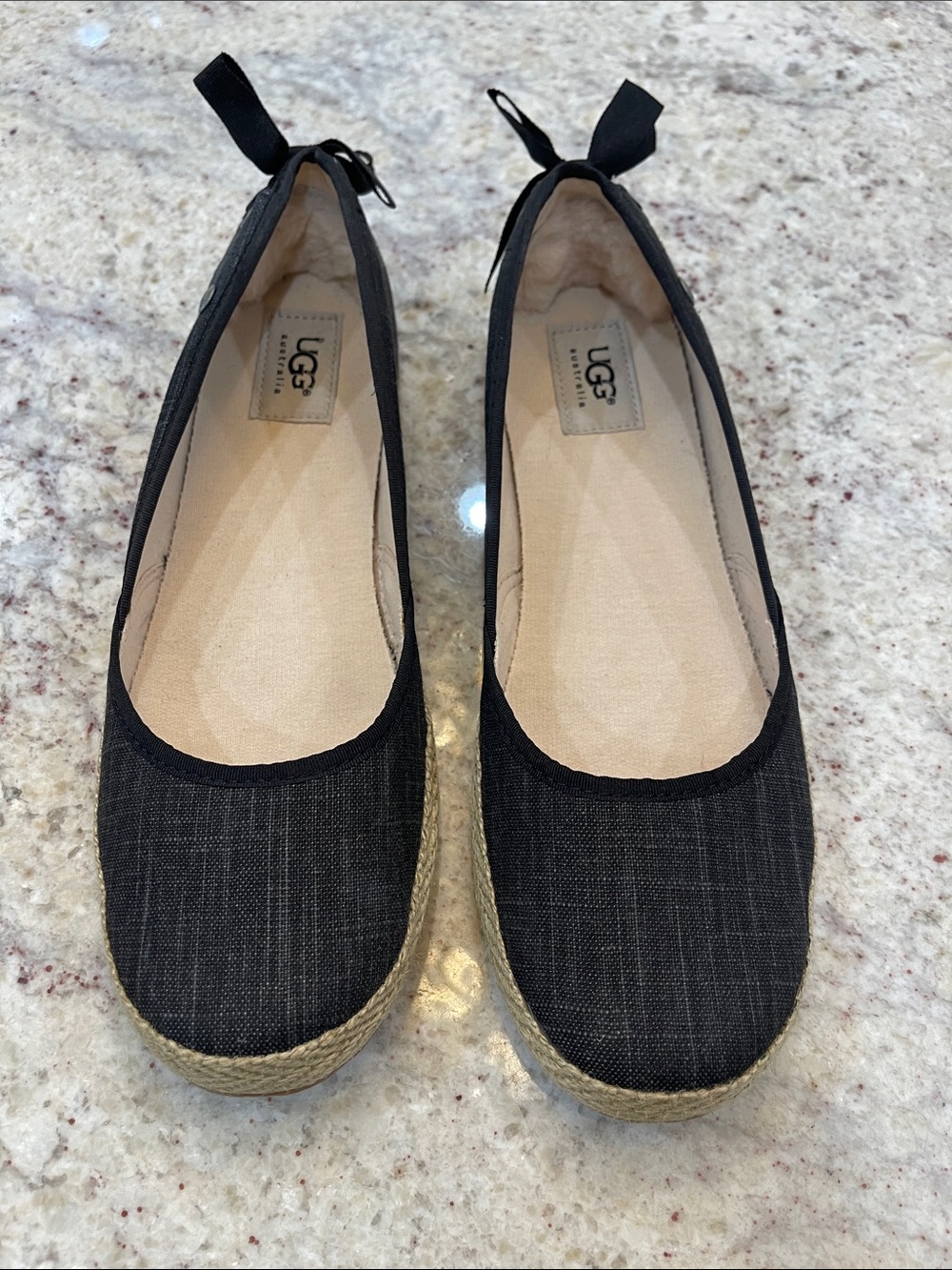 NIB UGG Australia Indah Black Canvas Ballet Flats Size 10